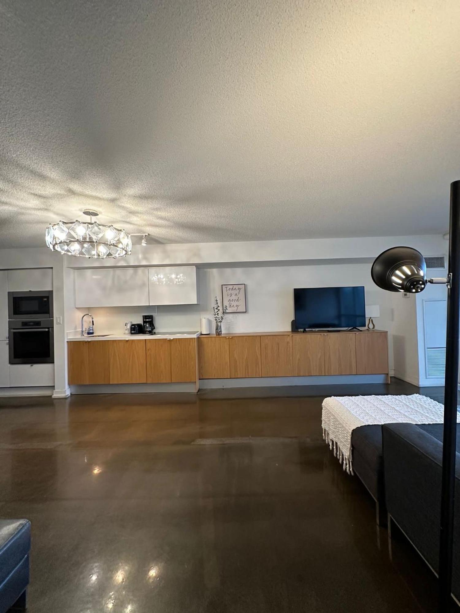 Toronto Downtown Luxurious Stylish 3 Bedroom 3 Bath 2 Balconies Near Rogers Centre Lakeview Condo Luaran gambar